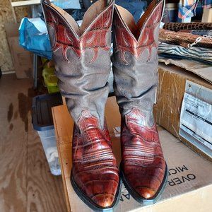Ariat Cowboy boots size 8.5